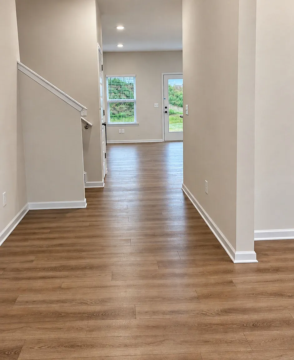 5 bed, 4.0 bath, 3005 sqft, $2,950 — Photo 2