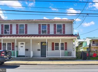 164 W North St, Carlisle, PA 17013