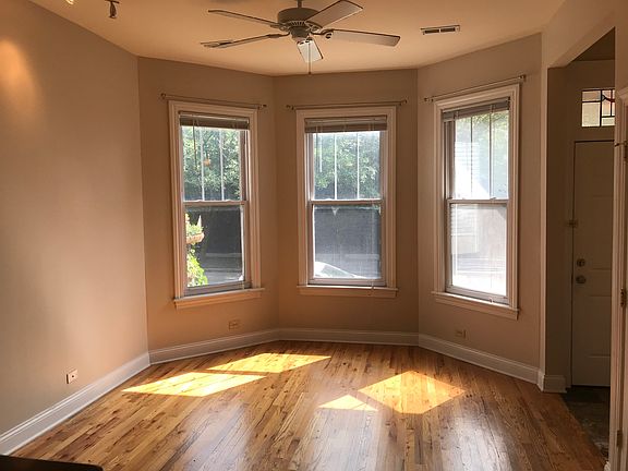2nd image of 1442 W Barry Ave APT 1F