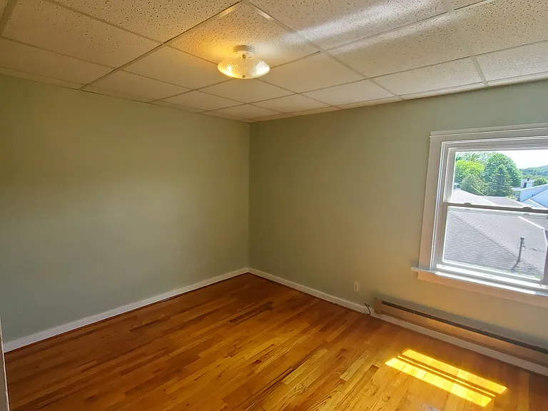 1607 Allen St — Photo 14