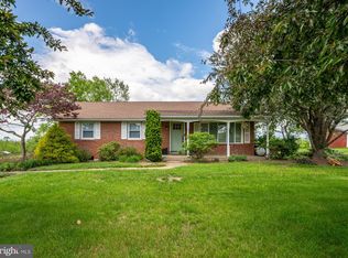 68 Swissdale Rd, Bernville, PA 19506