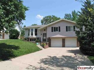 14468 Krug Cir, Omaha, NE 68144