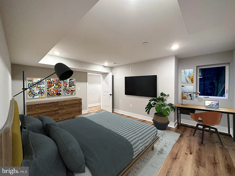 1722 W Master St #2 — Photo 4