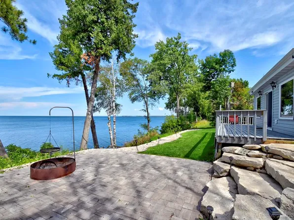 8874 Bittersweet Rd, Sturgeon Bay, WI 54235