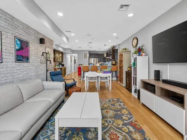 626 Grand St #1, Hoboken, NJ 07030
