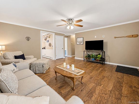 4th image of 19 Evy Court