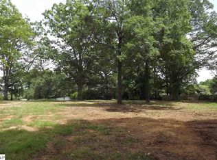 2328 Roper Mountain Rd, Simpsonville, SC 29681