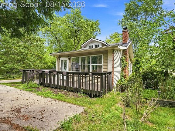 4th image of 5607 Loveland St