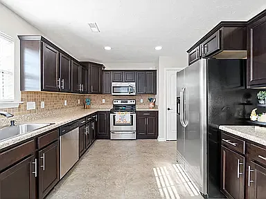 4221 Ruston Ct — Photo 2