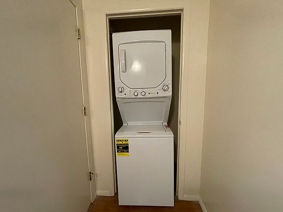 5th image of 315 E 119th St #1B