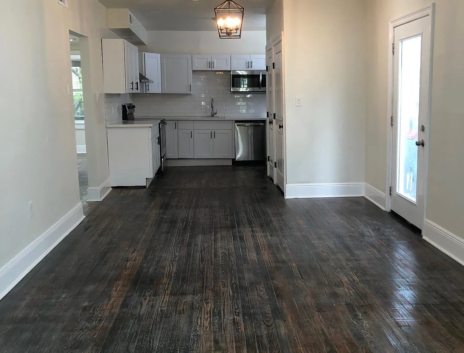 3508 Robert St — Photo 3