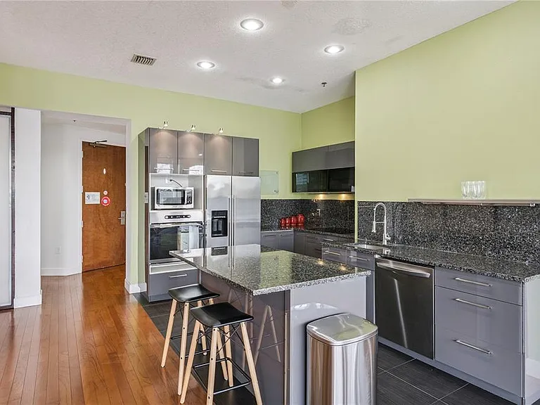 151 E Washington St #3B — Photo 15