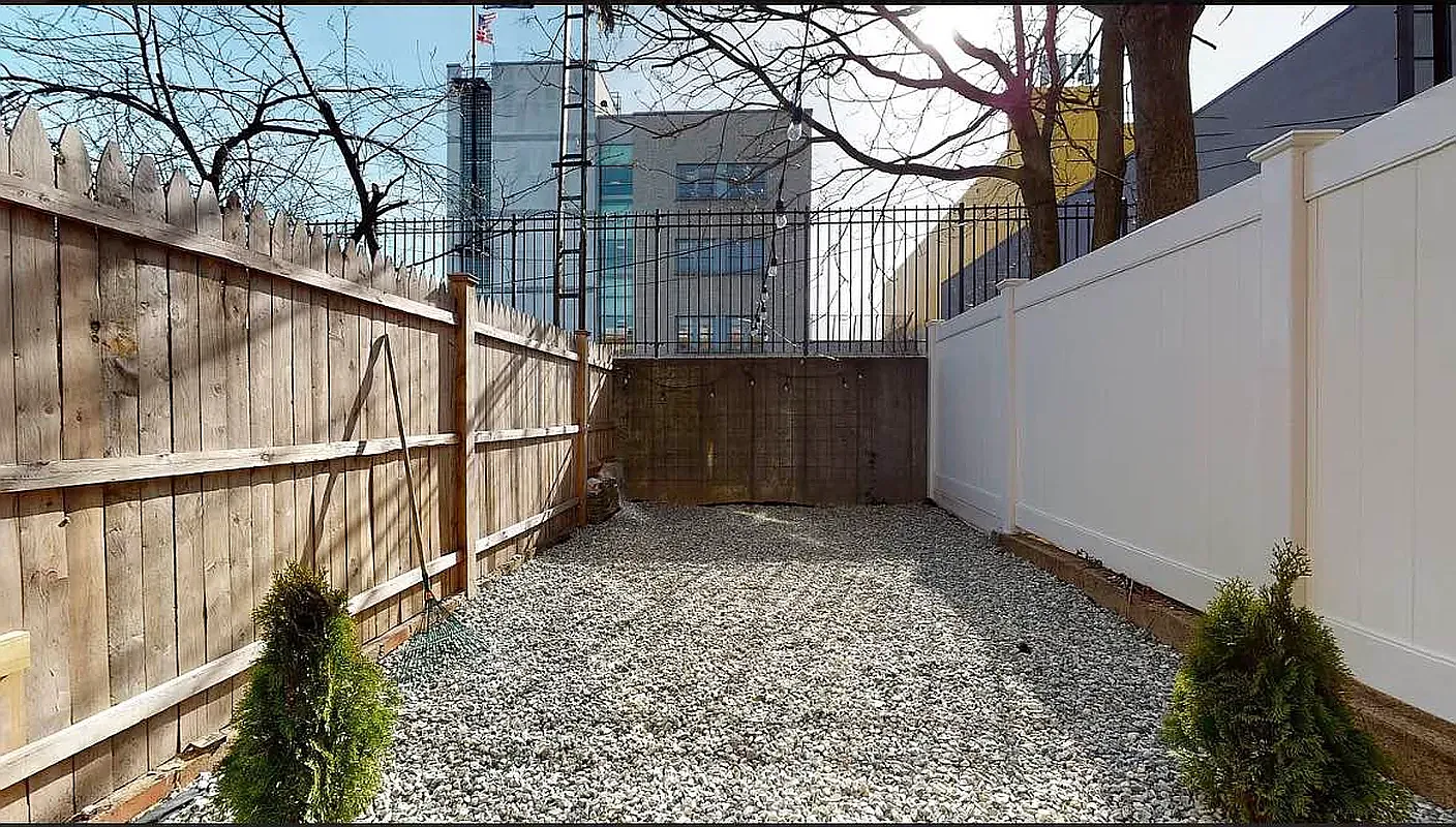 932 Seneca Avenue — Photo 1