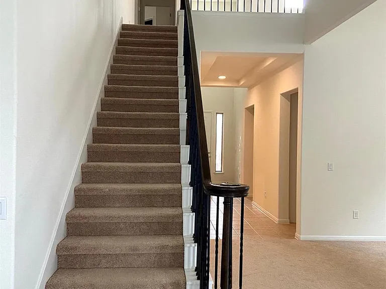 2918 Zelma Dr — Photo 21