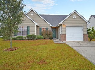207 Delafield Dr, Summerville, SC 29483