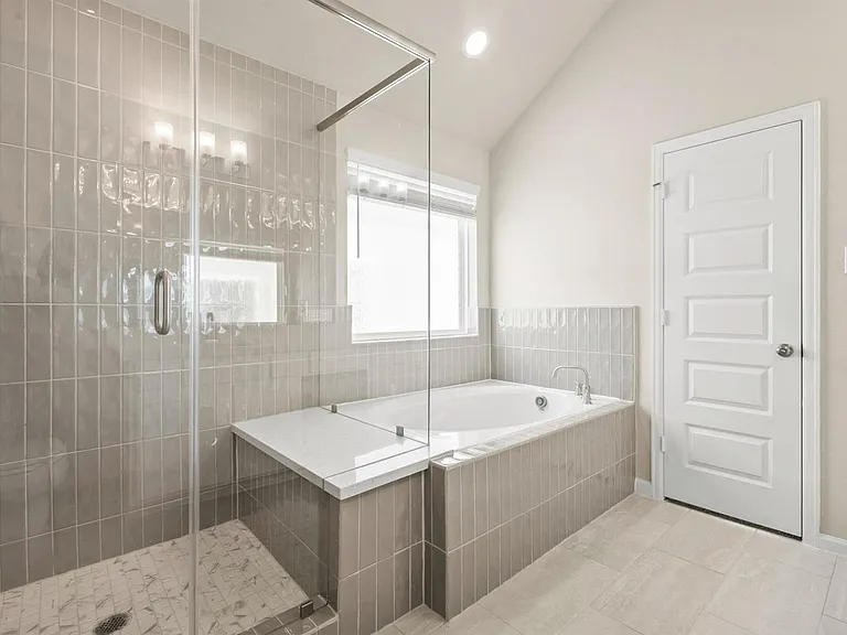 3206 La Rambla Dr — Photo 13