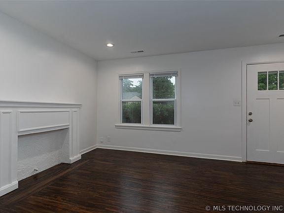 2nd image of 4328 E 5th St