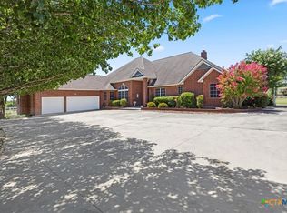 800 Soechting Rd, New Braunfels, TX 78130