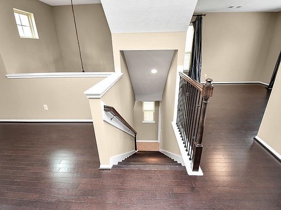 5th image of 3323 Home Point Dr