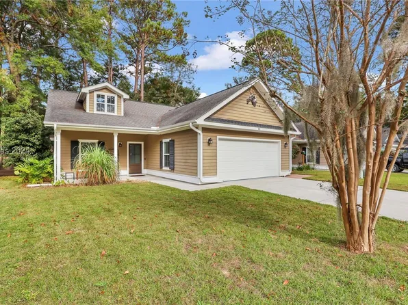 40 Carolina Village Cir, Beaufort, SC 29906