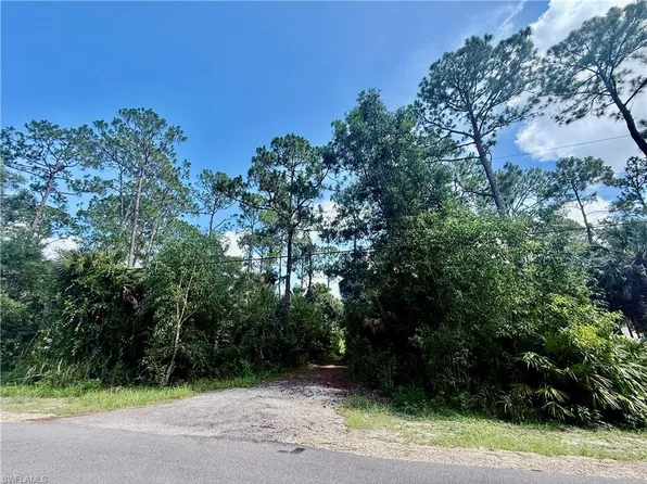 3825 13th AVE SW, NAPLES, FL 34117