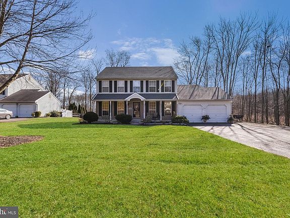 2nd image of 1769 Guinea Ln