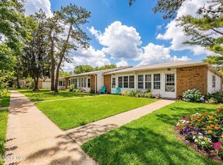 43 Cambridge Cir #F, Manchester Township, NJ 08759