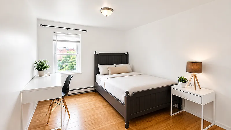 2 bed, 700 sqft, $1,300 — Photo 3