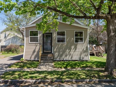 24 Tacoma St, Springfield, MA, 01104