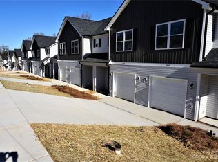 1064 McLain Rd, Kannapolis, NC 28083