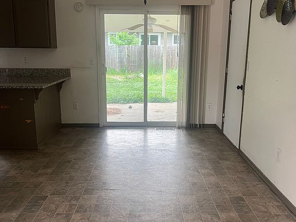 4th image of 2522 Carla Dr