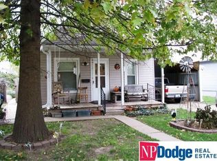 515 N 23rd St, Blair, NE 68008