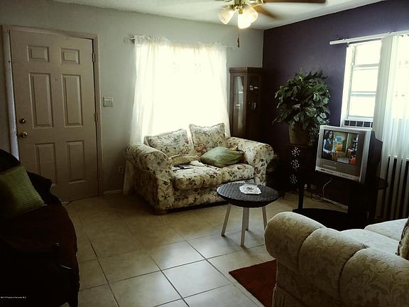 5th image of 9 Kings Cir