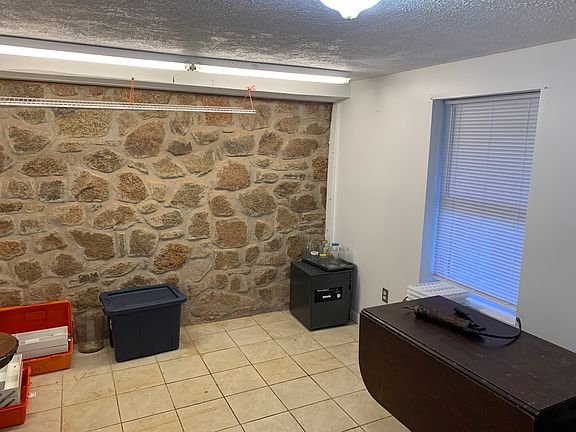 4th image of 389 Ambrose Rucker Rd #A