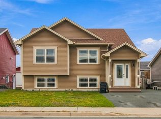 27 Glenlonan Street, St. John's, NL A1G0B4