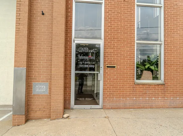 200 W George St, Carmichaels, PA 15320