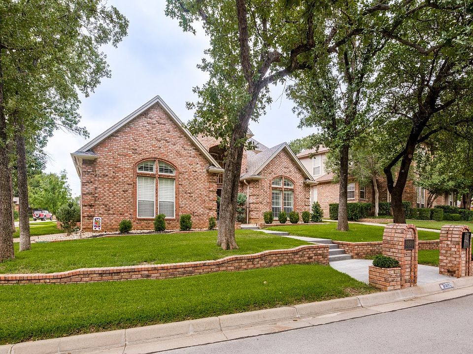 1st image of 2326 Ox Bow Ct