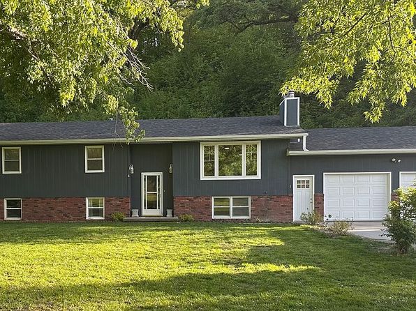 2008 Oak Dr