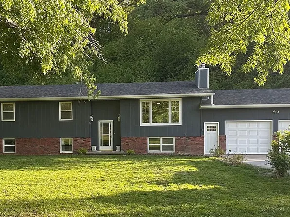 2008 Oak Dr, Missouri Valley, IA 51555