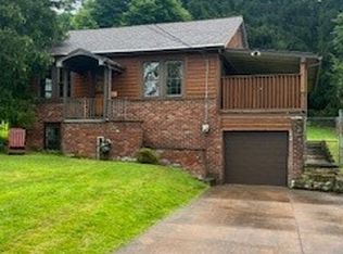 106 Barnes Rd, Hopwood, PA 15445