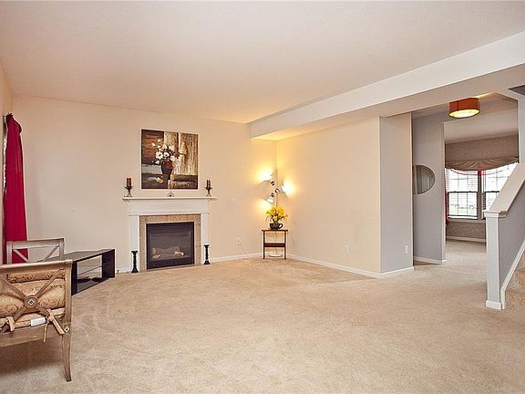 5th image of 106 Beresford Ln