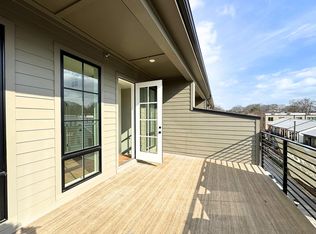 992 Bibbs Cir NW Unit 10, Atlanta, GA 30318