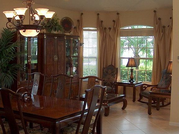 Living- Formal Dining Area