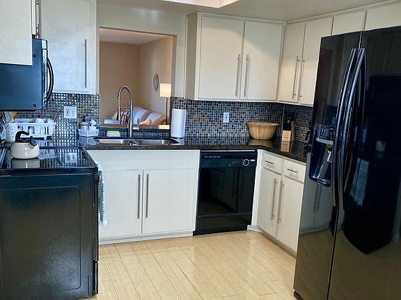 5th image of 7708 E Sandalwood Dr