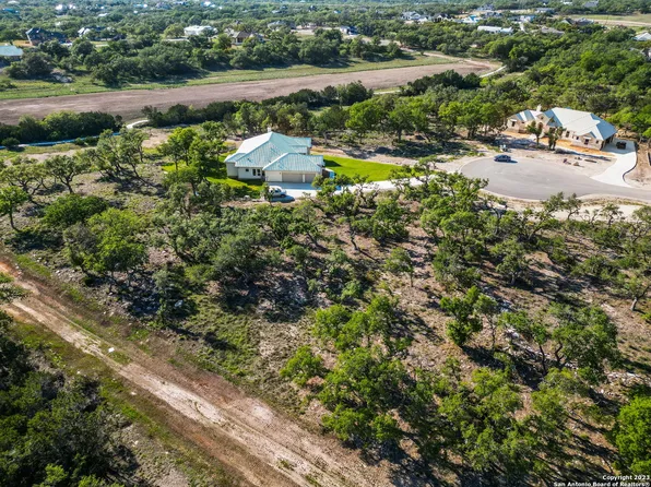 729 Live Oak Ridge, Bulverde, TX 78163