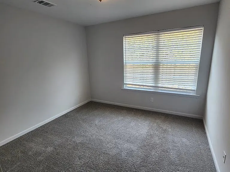 2722 SE Arnold Dr — Photo 20