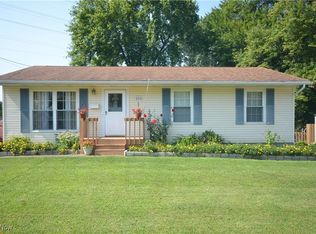 252 Woodlawn Reserve Rd, Akron, OH 44305