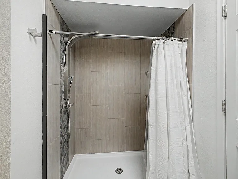 6315 E Delcoa Ave — Photo 28