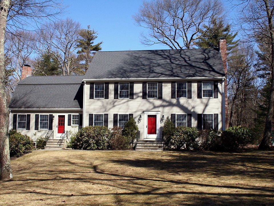 1st image of 28 Grand Hill Dr