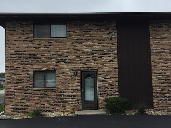 2nd image of 16634 Crescent Ave APT 1E